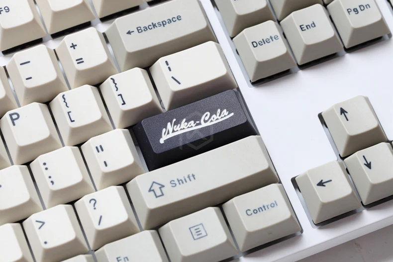Novelty cherry profile dip dye sculpture pbt keycap for mechanical keyboard laser etched legend nuca cola enter black red blue - Image 4